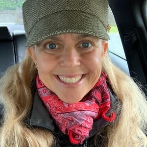 Meet your Posher, Karen